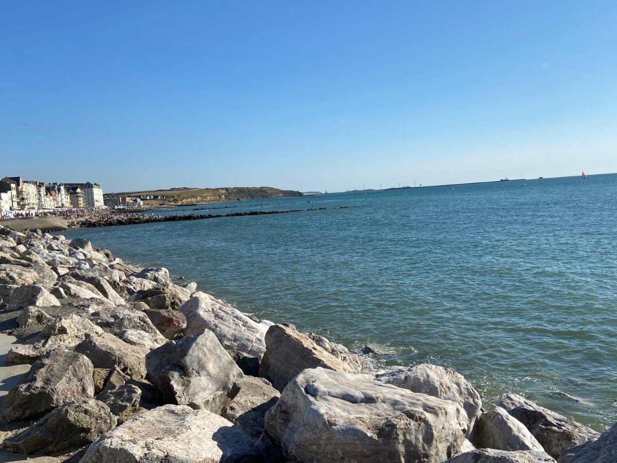 Le Bon Endroit En Bord De Mer, Vue Mer , Parking Et Wifi Wimereux Exterior foto